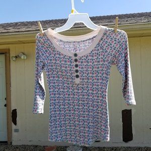 Adorable 3/4 Length Floral Henley